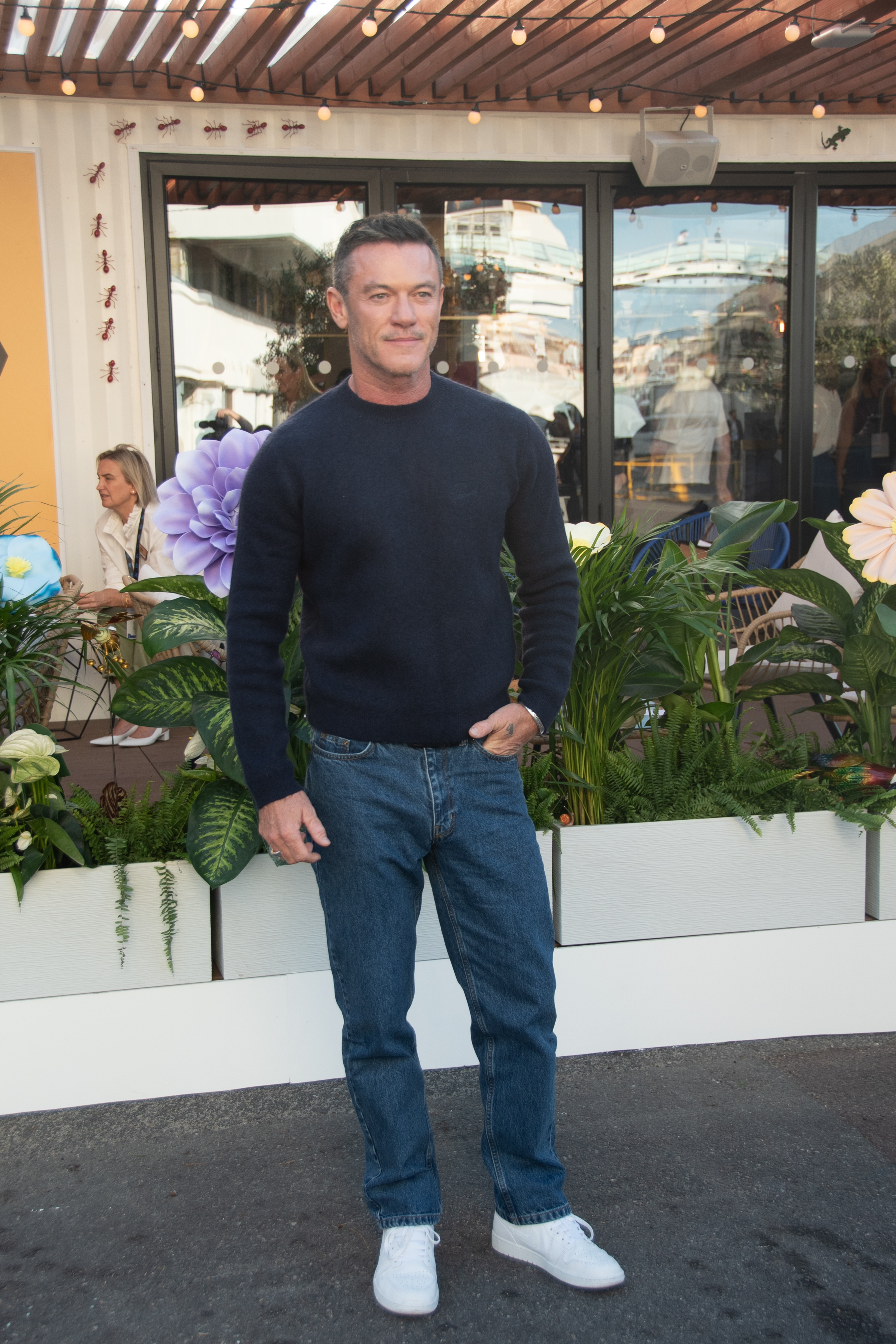 — france cannes autres evenements 42nd mipcom 12 10 2026 itv studios luke evans